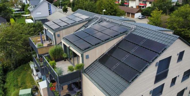 光伏热（PVT）系统在炎热气候提供更高的稳定性(图1)