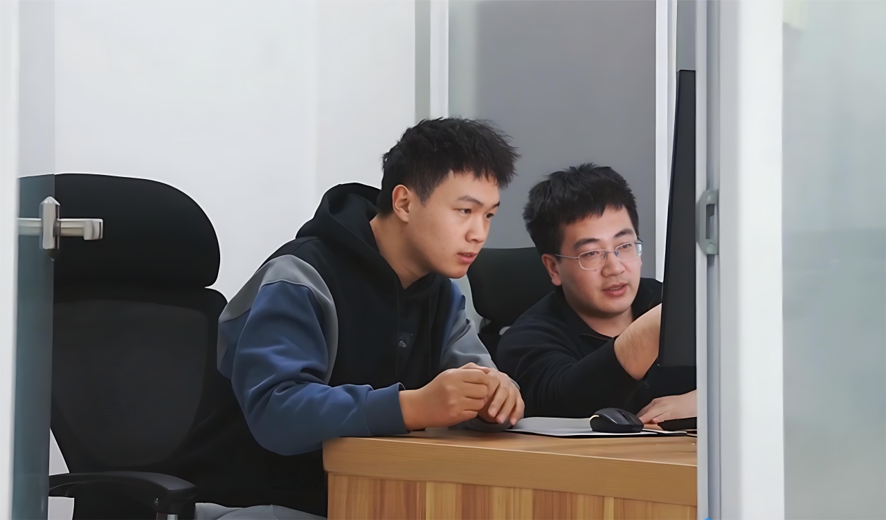 “针”破海洋迷雾全球首套中尺度锋面“经络图”问世(图1)