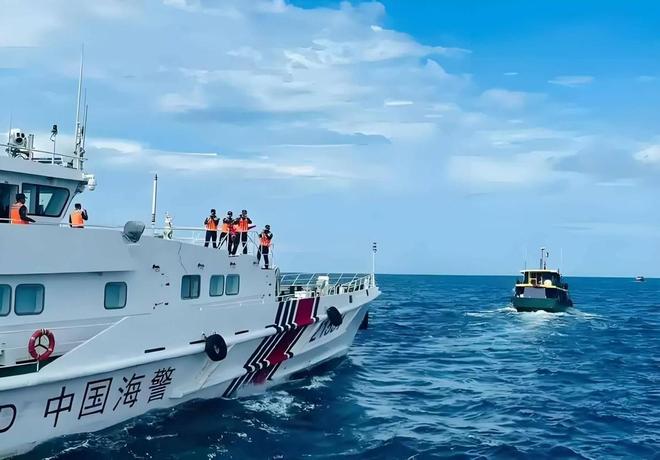 今年第20次中美刚翻脸菲国就闯南海挑事中国海警水炮刚到底(图10)