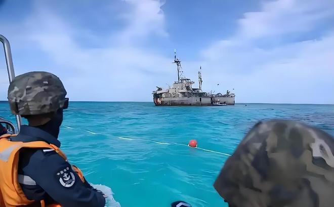 今年第20次中美刚翻脸菲国就闯南海挑事中国海警水炮刚到底(图9)