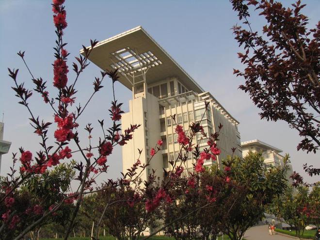 南师大15年学科布局终落子：微生物学冲进ESI全球前1%(图6)