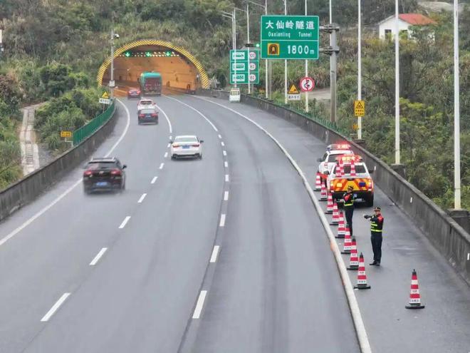 假期出去玩的乐昌街坊注意！预计1月1日进入高峰还可能出现大雾天气