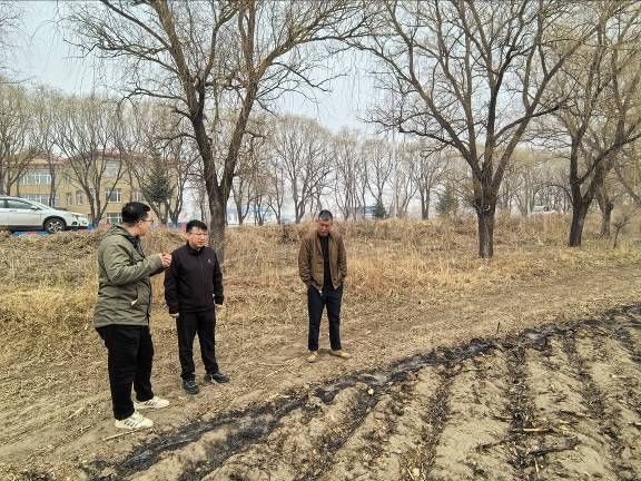 东北农业大学师生：把两会精神播撒在黑土地上