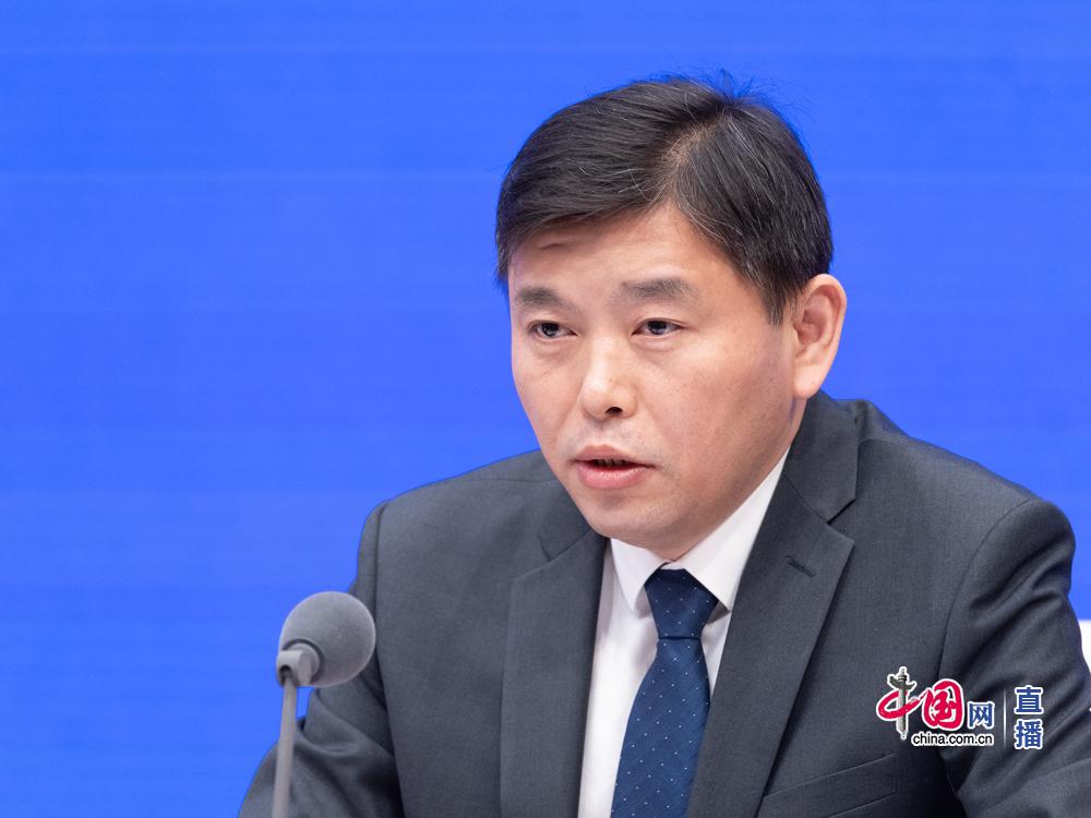 中国气象局答红星新闻：联合相关部门面向货车司机、快递小哥开展基于位置的高影响天气预报预警